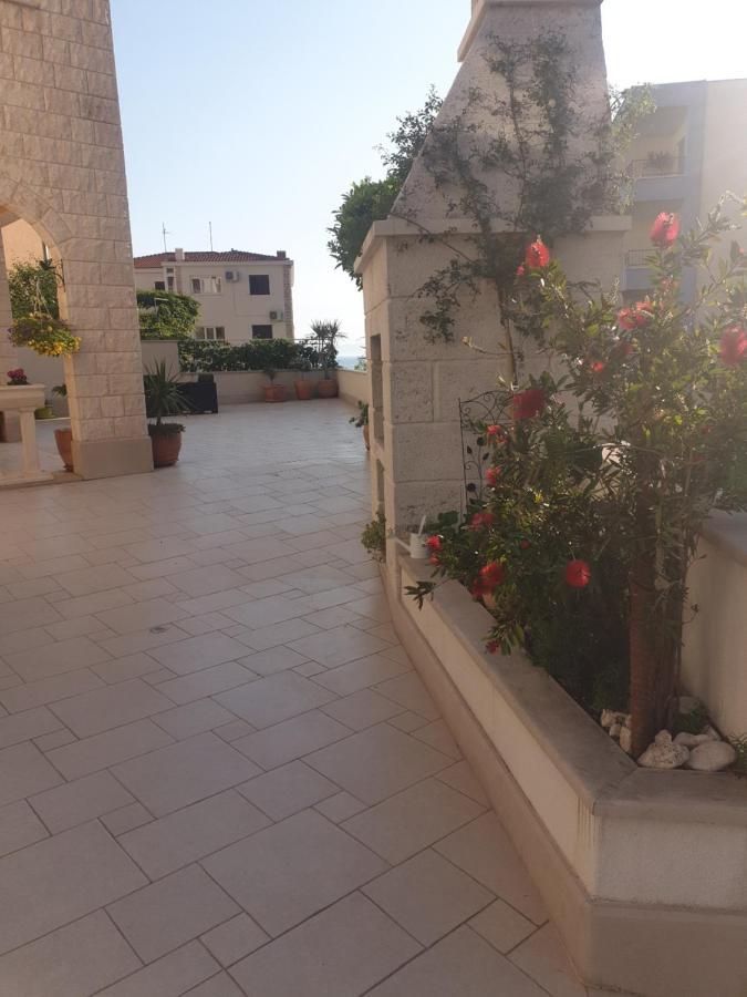 Villa Vujcic Makarska Buitenkant foto