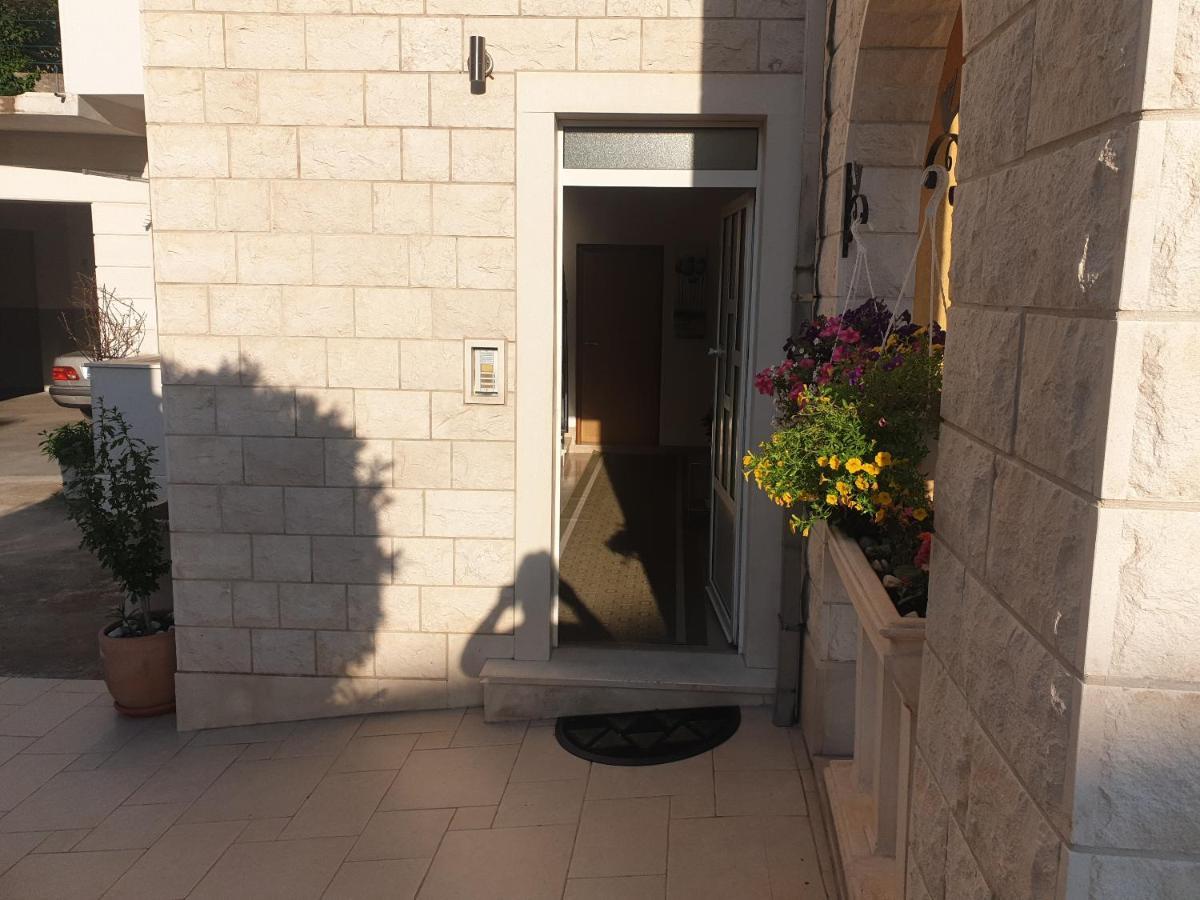 Villa Vujcic Makarska Buitenkant foto
